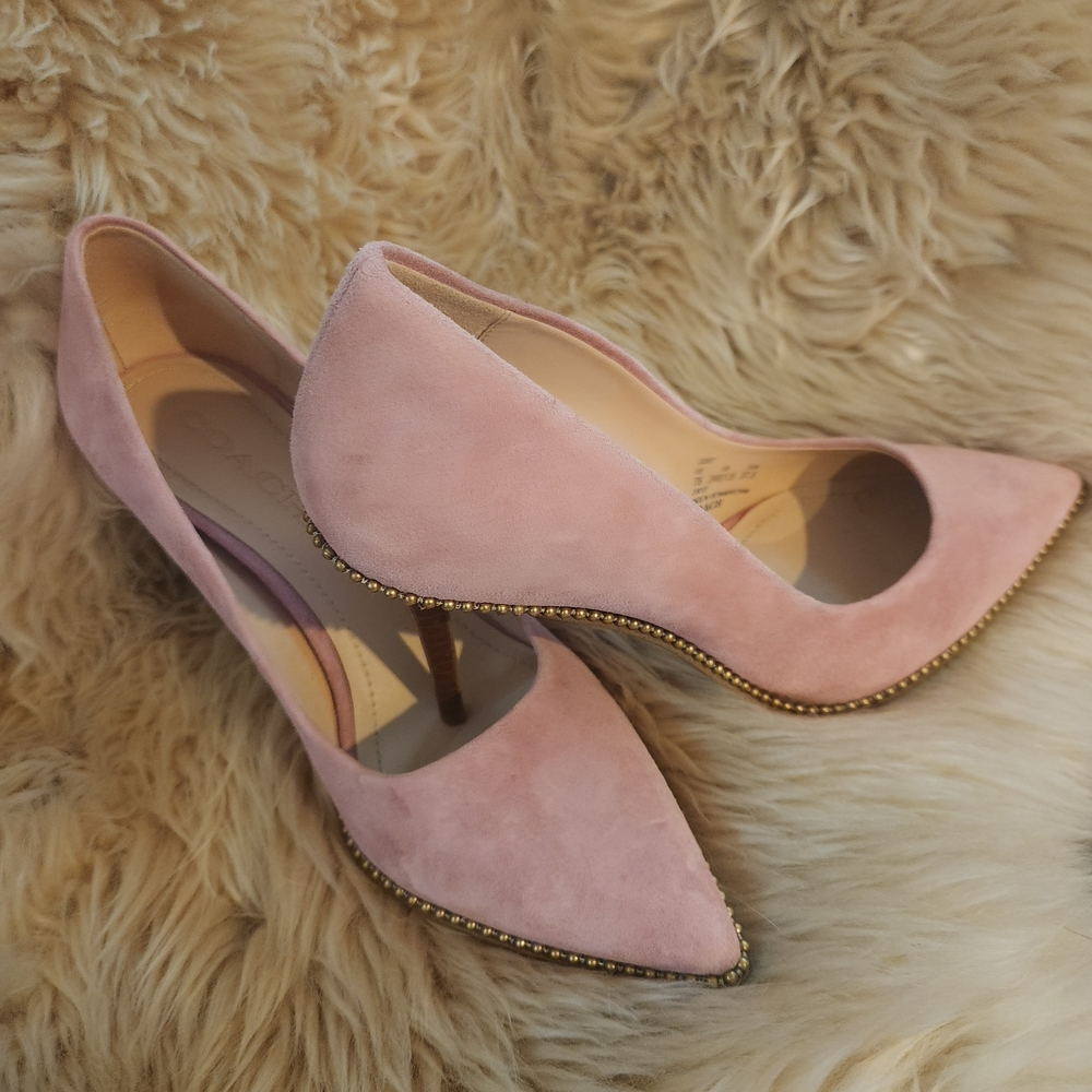 Coach Pink Suede Heels with Gold Studs😍